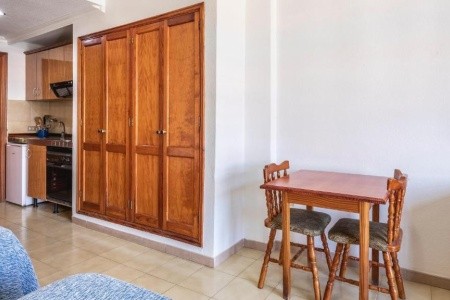 Kanárske ostrovy Tenerife Apartamentos Be Smart Florida Plaza 8 dňový pobyt Polpenzia Letecky Letisko: Budapešť June 2026 ( 8/06/26-15/06/26)