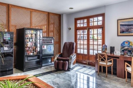 Kanárske ostrovy Tenerife Apartamentos Be Smart Florida Plaza 8 dňový pobyt Polpenzia Letecky Letisko: Budapešť June 2026 ( 8/06/26-15/06/26)