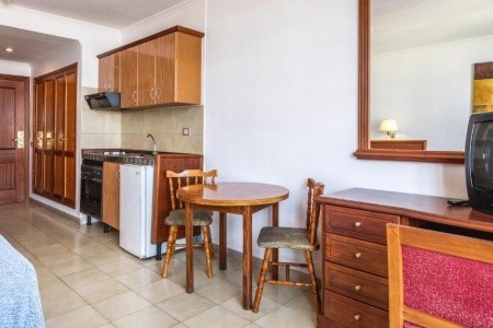 Kanárske ostrovy Tenerife Apartamentos Be Smart Florida Plaza 8 dňový pobyt Polpenzia Letecky Letisko: Budapešť June 2026 ( 8/06/26-15/06/26)