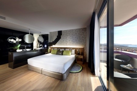 Kanárske ostrovy Tenerife Hard Rock Tenerife (Playa Paraiso) 6 dňový pobyt Raňajky Letecky Letisko: Budapešť October 2026 ( 7/10/26-12/10/26)