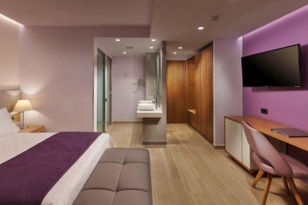 Blue Lagoon City Hotel - 4