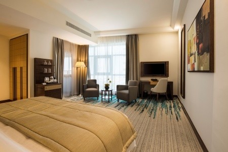 Spojené arabské emiráty Dubaj Golden Tulip Media (Al Barsha Heights) 11 dňový pobyt Polpenzia Letecky Letisko: Praha June 2026 (13/06/26-23/06/26)