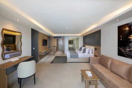 Egypt Hurghada Rewaya Majestic Resort 12 dňový pobyt All Inclusive Letecky Letisko: Viedeň April 2026 ( 8/04/26-19/04/26)