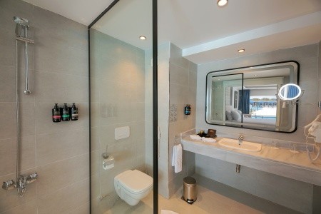 Egypt Hurghada Rewaya Majestic Resort 12 dňový pobyt All Inclusive Letecky Letisko: Viedeň April 2026 ( 8/04/26-19/04/26)