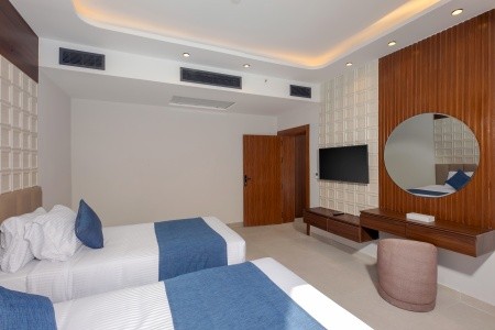 Egypt Hurghada Rewaya Majestic Resort 12 dňový pobyt All Inclusive Letecky Letisko: Viedeň April 2026 ( 8/04/26-19/04/26)