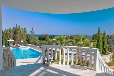 Gerakas Belvedere Hotel & Spa - 2