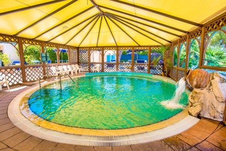 Taliansko Ischia Cristallo Palace Terme 8 dňový pobyt Polpenzia Letecky Letisko: Praha August 2026 (15/08/26-22/08/26)