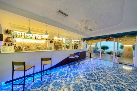 Taliansko Ischia Cristallo Palace Terme 8 dňový pobyt Polpenzia Letecky Letisko: Praha August 2026 (15/08/26-22/08/26)