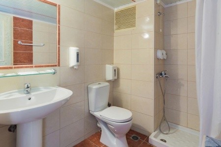 Grécko Samos Kokkari Beach 15 dňový pobyt Polpenzia Letecky Letisko: Varšava August 2026 (22/08/26- 5/09/26)