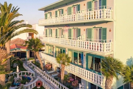 Grécko Samos Kokkari Beach 15 dňový pobyt Polpenzia Letecky Letisko: Varšava August 2026 (22/08/26- 5/09/26)