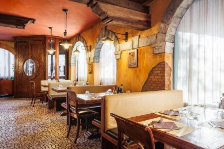 Jr Hotels Amadeus Bologna - 13