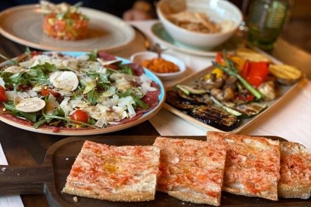 Slunná Barcelona s výletem ke klášteru Montserrat - 36