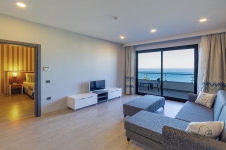 Turecko Alanya Lonicera Premium 14 dňový pobyt Ultra All inclusive Letecky Letisko: Praha June 2026 (20/06/26- 3/07/26)