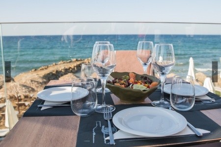 Golden Coast Resort - 5