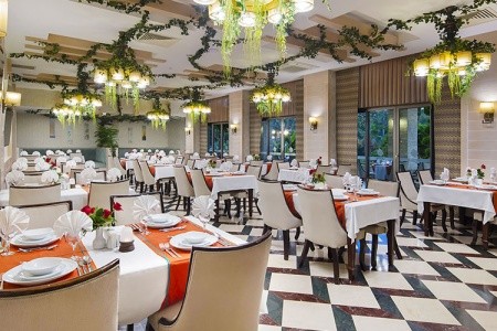 Turecko Alanya Saphir Hotel & Villas 10 dňový pobyt Ultra All inclusive Letecky Letisko: Praha September 2026 ( 3/09/26-12/09/26)