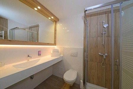 Slovinsko Kranjska Gora Alpina 4 dňový pobyt Raňajky Vlastná September 2026 ( 5/09/26- 8/09/26)