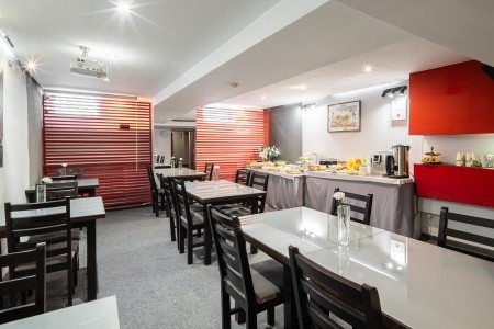 Poľsko Krakov Delta 8 dňový pobyt Raňajky Vlastná September 2026 (27/09/26- 4/10/26)