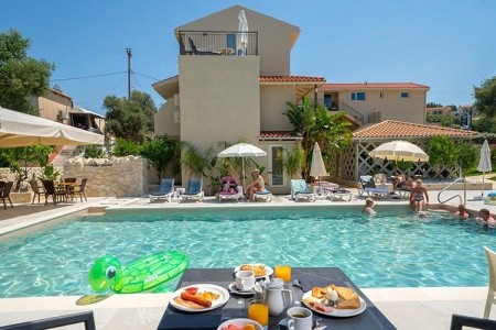 Makris Yialos Apartments