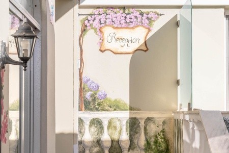 Grécko Korfu Bella Vista - Apartmány A Studia 6 dňový pobyt Raňajky Letecky Letisko: Praha October 2026 (13/10/26-18/10/26)