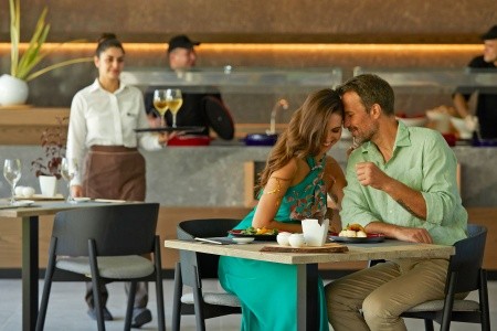 Grécko Rodos The Ixian Grand 7 dňový pobyt Polpenzia Letecky Letisko: Praha July 2026 (15/07/26-21/07/26)