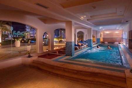 Premier Le Reve Hotel & Spa - 12