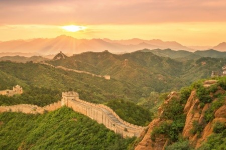 PEKING ÉS SANGHAJ