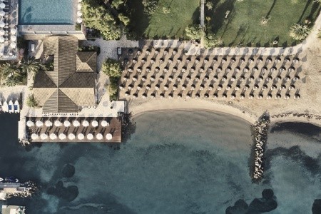 Grécko Korfu Kontokali Bay Resort & Spa 16 dňový pobyt Polpenzia Letecky Letisko: Praha July 2026 (24/07/26- 8/08/26)