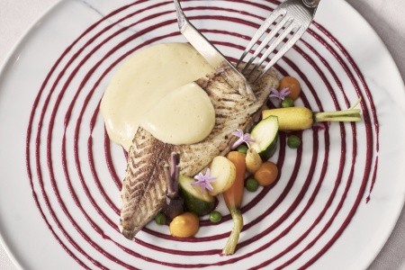 Grécko Korfu Kontokali Bay Resort & Spa 16 dňový pobyt Polpenzia Letecky Letisko: Praha July 2026 (24/07/26- 8/08/26)