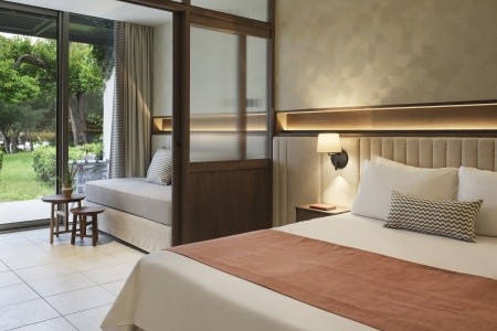 Grécko Korfu Kontokali Bay Resort & Spa 16 dňový pobyt Polpenzia Letecky Letisko: Praha July 2026 (24/07/26- 8/08/26)