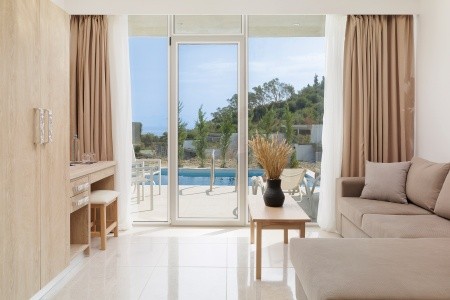 Grécko Korfu Mythos Panorama 13 dňový pobyt Ultra All inclusive Letecky Letisko: Praha June 2026 (26/06/26- 8/07/26)