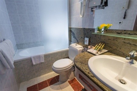 Slovinsko Portorož Grand Hotel Bernardin 8 dňový pobyt Raňajky Vlastná January 2026 ( 5/01/26-12/01/26)