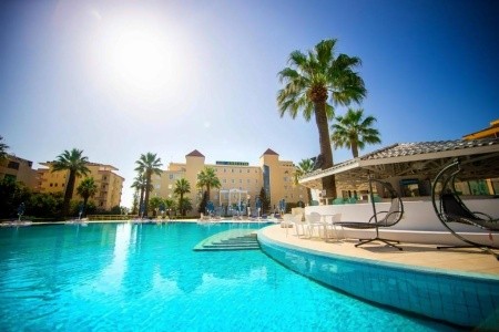 Albánie, Durrës, Adriatik, za <span>68.461</span> Kč