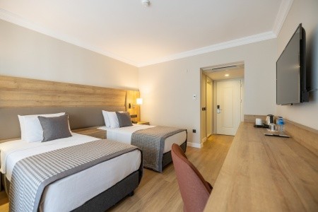 Proxima (Ex. La Santa Maria) - 12