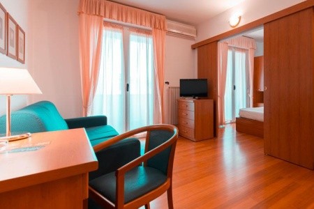 Taliansko Ligurská riviéra Loano 2 Village 8 dňový pobyt Bez stravy Vlastná August 2026 ( 8/08/26-15/08/26)