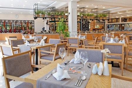 Turecko Side Miramare Queen & Beach 9 dňový pobyt Ultra All inclusive Letecky Letisko: Praha July 2026 (29/07/26- 6/08/26)