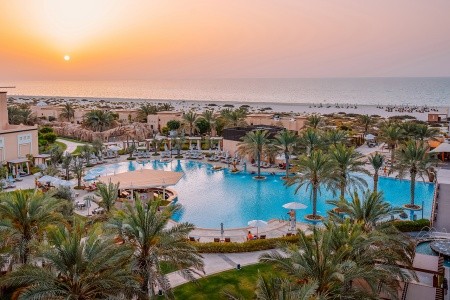 Hotel Saadiyat Rotana Resort & Villas