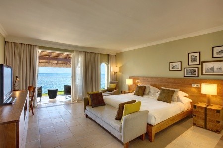 Outrigger Maurtius Beach Resort - 11