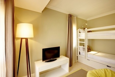 Outrigger Maurtius Beach Resort - 12