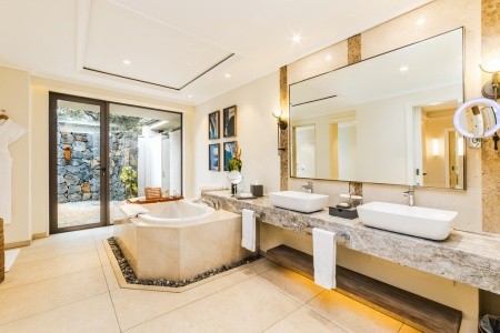 Maradiva Villas Resort & Spa - 16