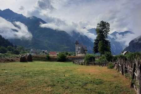 Poznávací zájezd Albánie – kráska se špatnou pověstí, odlet z Katovic - 9