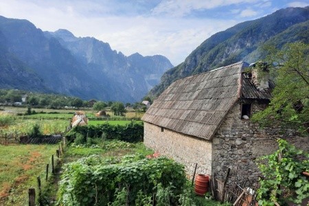 Poznávací zájezd Albánie – kráska se špatnou pověstí, odlet z Katovic - 13