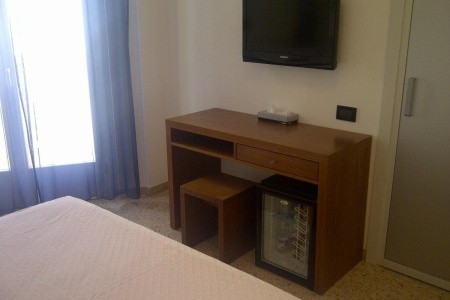 City Beach Resort - 6