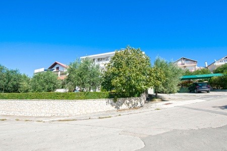 Chorvátsko Severná Dalmácia Apartmány 1355-7492 8 dňový pobyt Bez stravy Vlastná September 2026 (12/09/26-19/09/26)