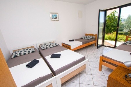 Chorvátsko Severná Dalmácia Apartmány 1355-7492 8 dňový pobyt Bez stravy Vlastná September 2026 (12/09/26-19/09/26)