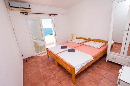 Chorvátsko Severná Dalmácia Apartmány 1355-7492 8 dňový pobyt Bez stravy Vlastná September 2026 (12/09/26-19/09/26)