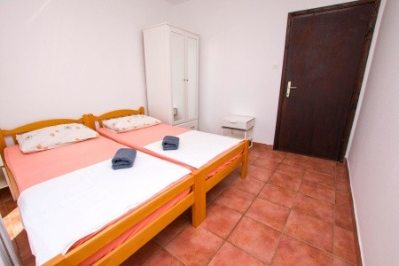 Chorvátsko Severná Dalmácia Apartmány 1355-7492 8 dňový pobyt Bez stravy Vlastná September 2026 (12/09/26-19/09/26)