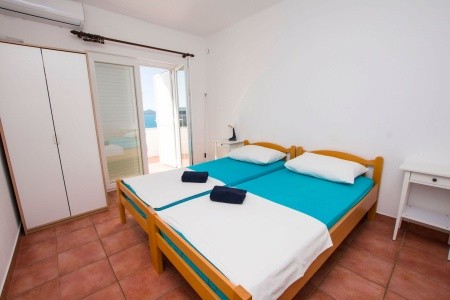 Chorvátsko Severná Dalmácia Apartmány 1355-7492 8 dňový pobyt Bez stravy Vlastná September 2026 (12/09/26-19/09/26)