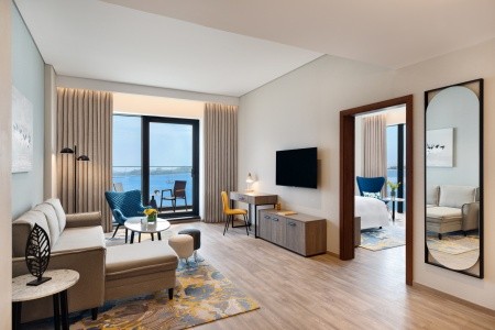 Spojené arabské emiráty Dubaj Voco Dubai The Palm 12 dňový pobyt Raňajky Letecky Letisko: Praha September 2026 (22/09/26- 3/10/26)