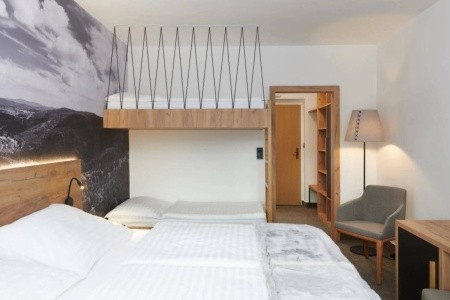 Česká republika Krkonoše Wellness Hotel Svornost 6 dňový pobyt Polpenzia Vlastná March 2026 ( 8/03/26-13/03/26)