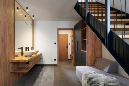 Česká republika Krkonoše Wellness Hotel Svornost 6 dňový pobyt Polpenzia Vlastná March 2026 ( 8/03/26-13/03/26)